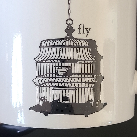 ☕️ NWOT Fly Empty Birdcage Mug - Picture 3 of 6